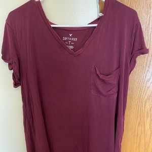 American Eagle V-neck